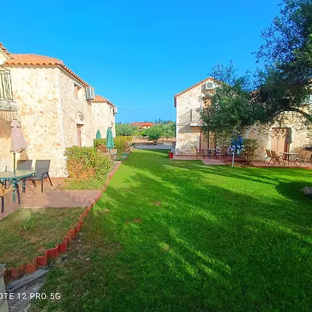 Tatil Evi Spasmata Village - Special Maizonette Only Adults Retreat Just One Minute To The Minia