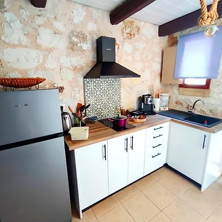 Spasmata Village - Special Maizonette Only Adults Retreat Just One Minute To The Tatil Evi *