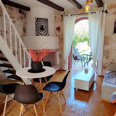 Сasa de vacaciones Spasmata Village - Special Maizonette Only Adults Retreat Just One Minute To The