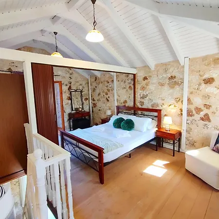 Spasmata Village - Special Maizonette Only Adults Retreat Just One Minute To The * Μηνιά