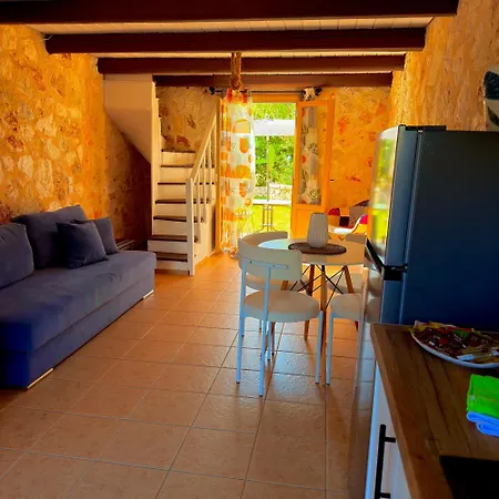 Spasmata Village - Special Maizonette Only Adults Retreat Just One Minute To The Σπίτι διακοπών Μηνιά