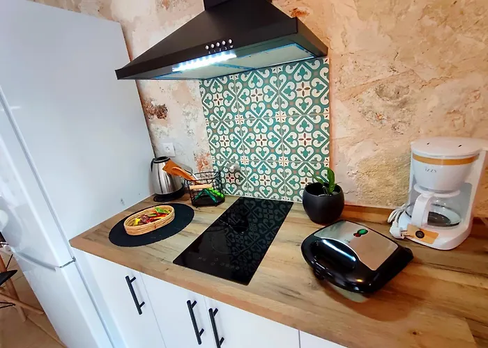 Spasmata Village - Special Maizonette Only Adults Retreat Just One Minute To The * Minia