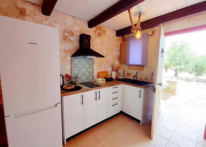 Сasa de vacaciones Spasmata Village - Special Maizonette Only Adults Retreat Just One Minute To The Minia