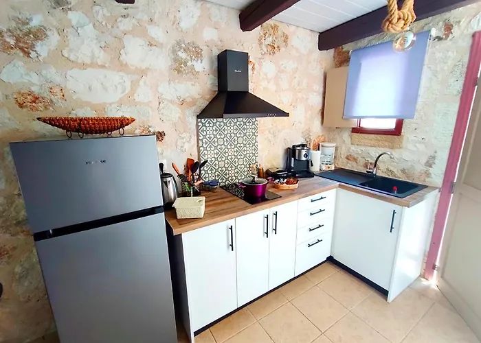 Spasmata Village - Special Maizonette Only Adults Retreat Just One Minute To The Сasa de vacaciones *