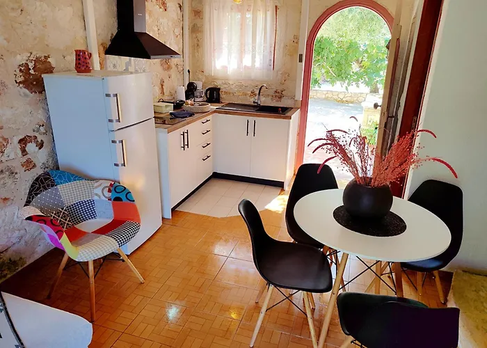 Spasmata Village - Special Maizonette Only Adults Retreat Just One Minute To The Сasa de vacaciones *
