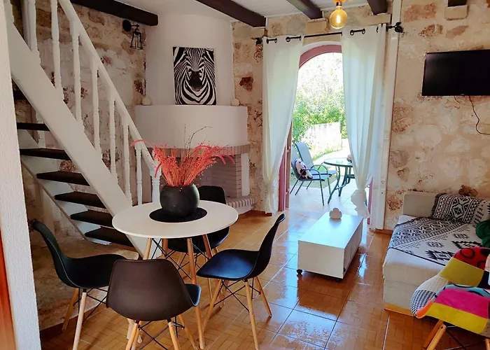 Сasa de vacaciones Spasmata Village - Special Maizonette Only Adults Retreat Just One Minute To The