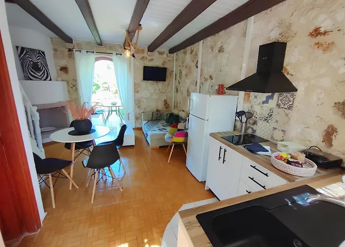Сasa de vacaciones Spasmata Village - Special Maizonette Only Adults Retreat Just One Minute To The