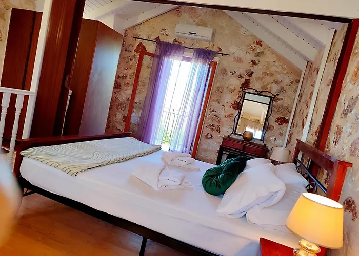 Spasmata Village - Special Maizonette Only Adults Retreat Just One Minute To The * Minia